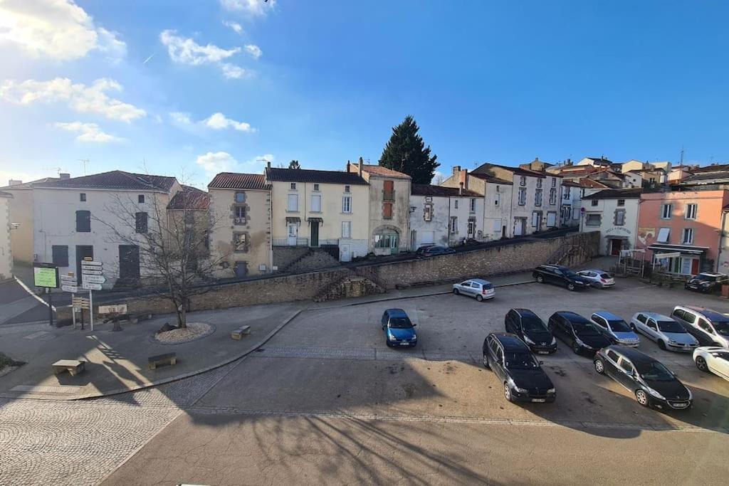 Le Qg Des Epesses A 5 Min Du Puy Dufou Villa Les Epesses Exterior photo